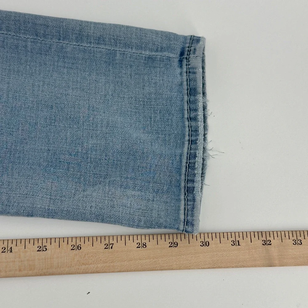 BKE Jake Straight Jeans Men 31x32 Light Wash Solid Straight Leg Modern Denim